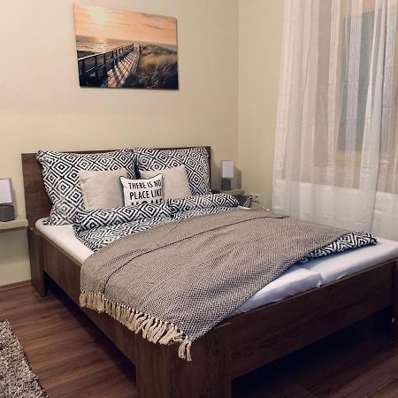 A Vendeghaz Hotel Miskolc Bagian luar foto